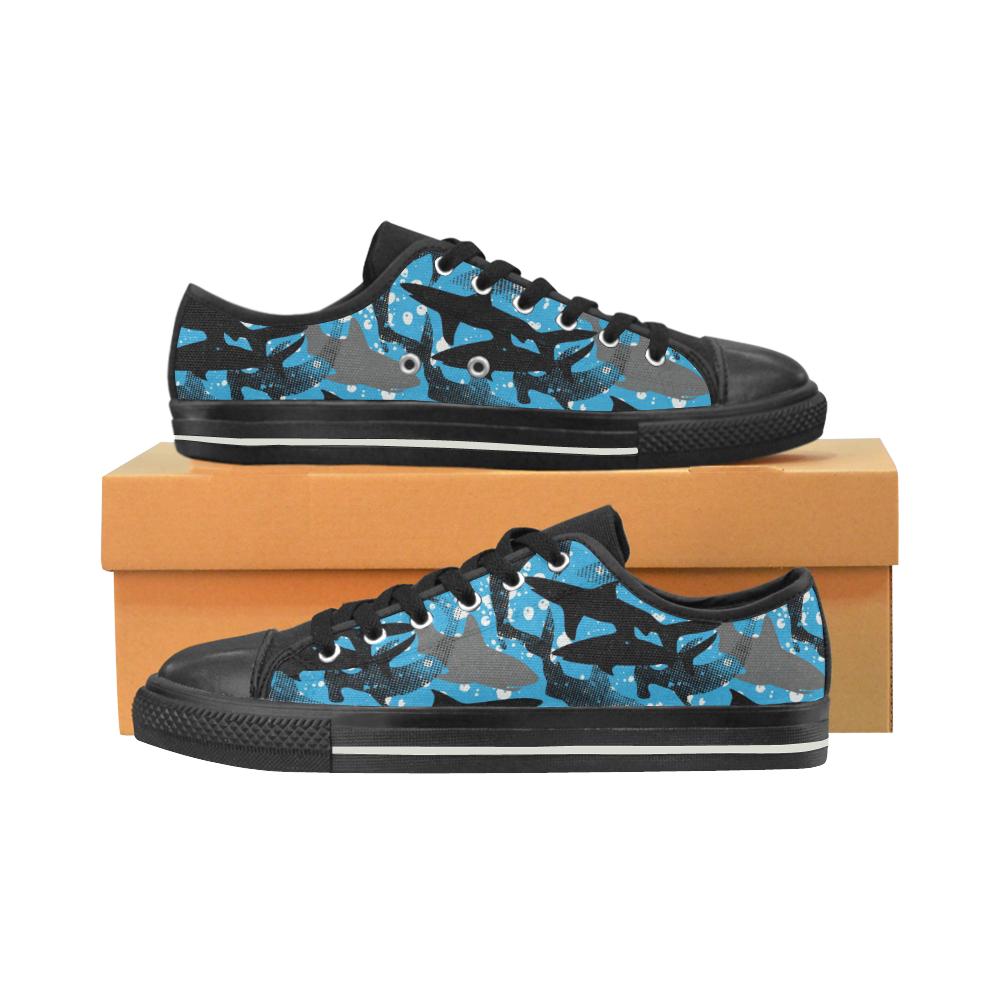 Shark Pattern Background Men’s Low Top Shoes Black