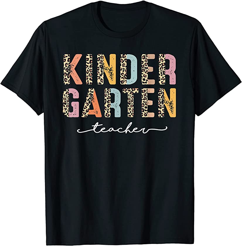 Vintage Leopard Kindergarten Teacher Kinder Back to School T-Shirt