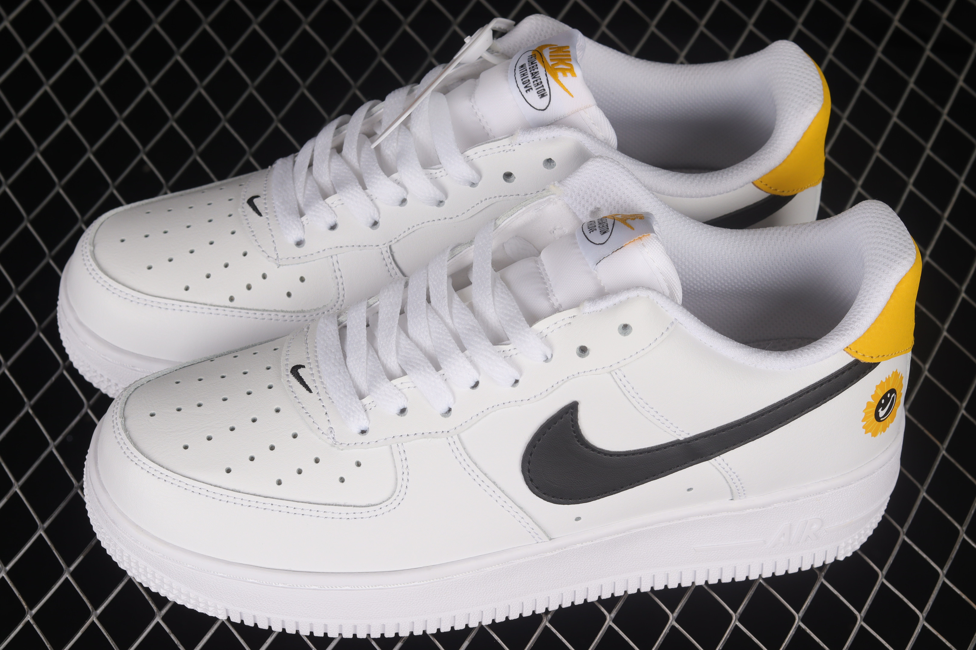 Nike Air Force 1 Low Have a Nike Day White Gold Sneakers PR-982480