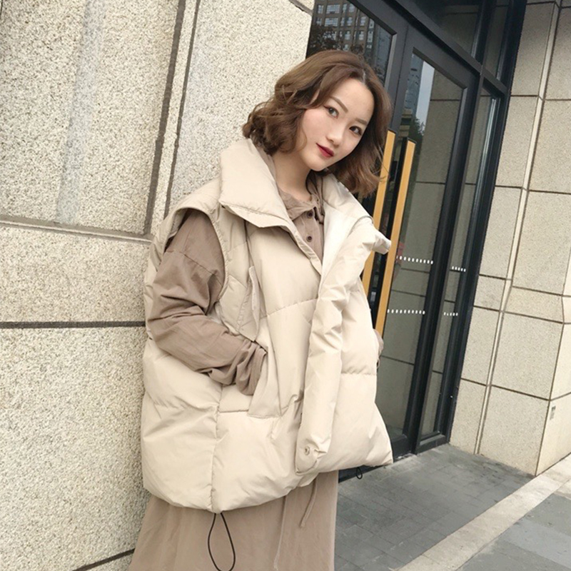 2021 New Autumn Women Sleeveless Vest Cotton-padded Short Waistcoat Kawaii Outwear Female Beige Black Casual Parka Women Jacket alx