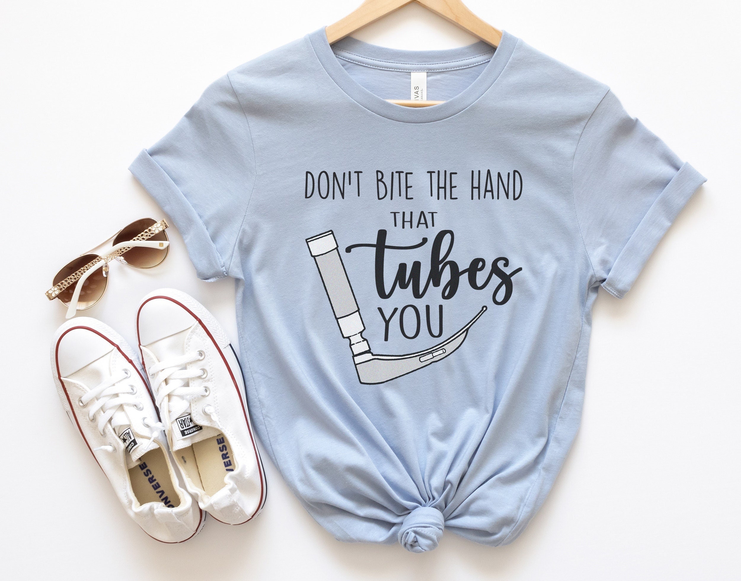 Don’t Bite the Hand That Tubes You | Funny CRNA Tshirt | Gift for CRNA Rt Or ICU Nurse Med student resident | Anesthetist anesthesiologist