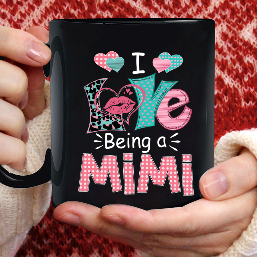 Personalized I Love Being A Grandma Lips Mug