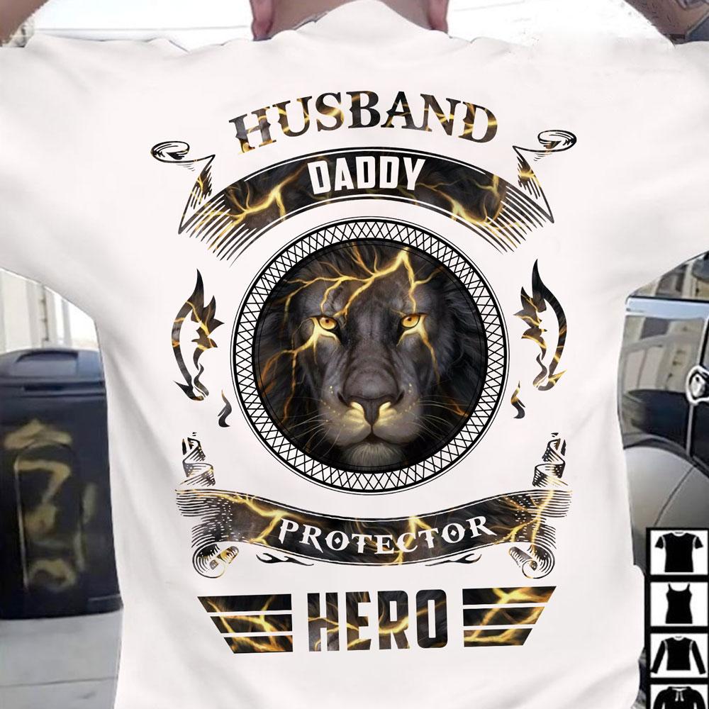 Thunder Lion Husband Daddy Protector Hero T-Shirt Gift For Dad Husband