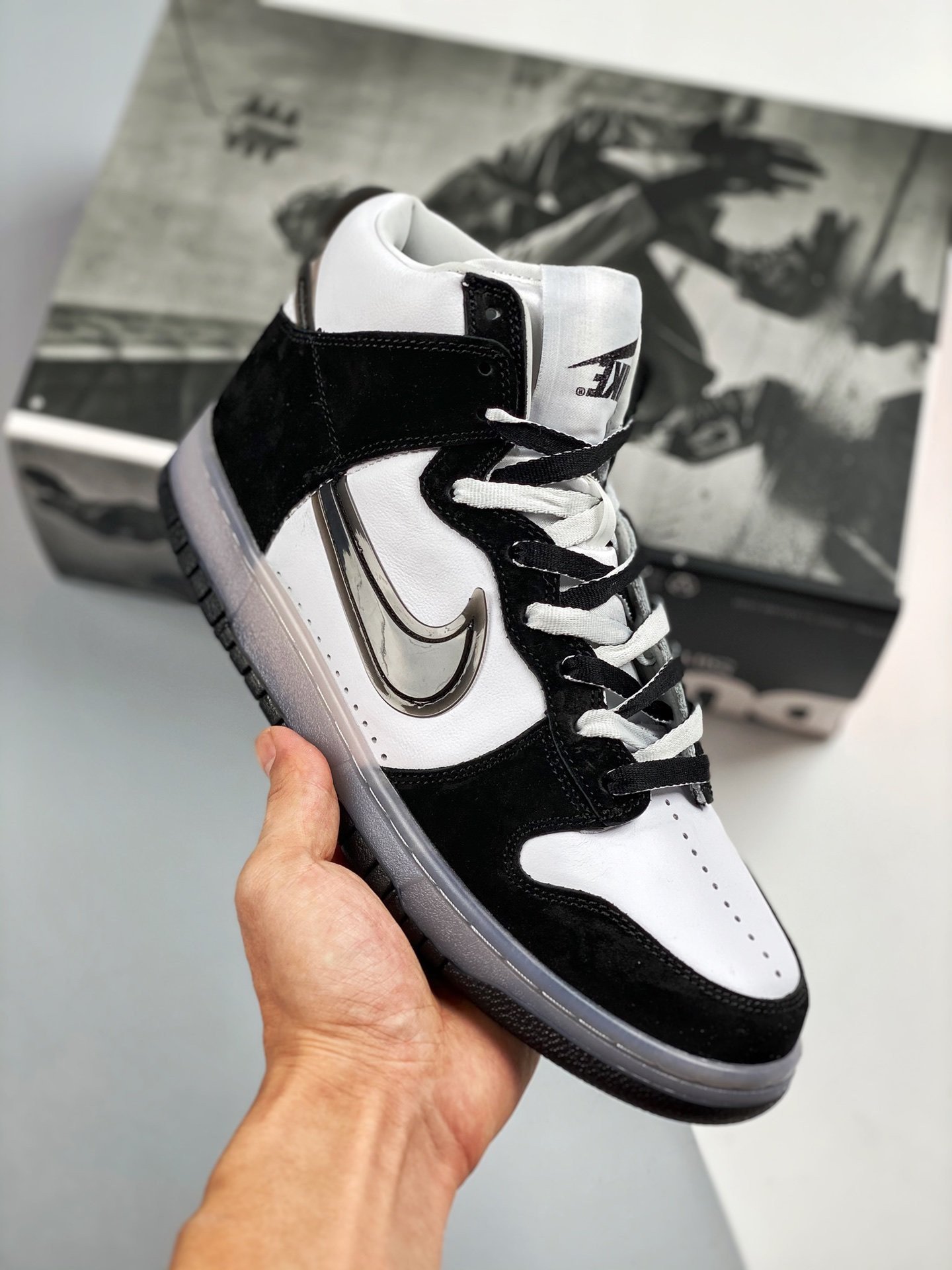 Slam Jam x Nike Dunk High White Black DA1639-101 5338886