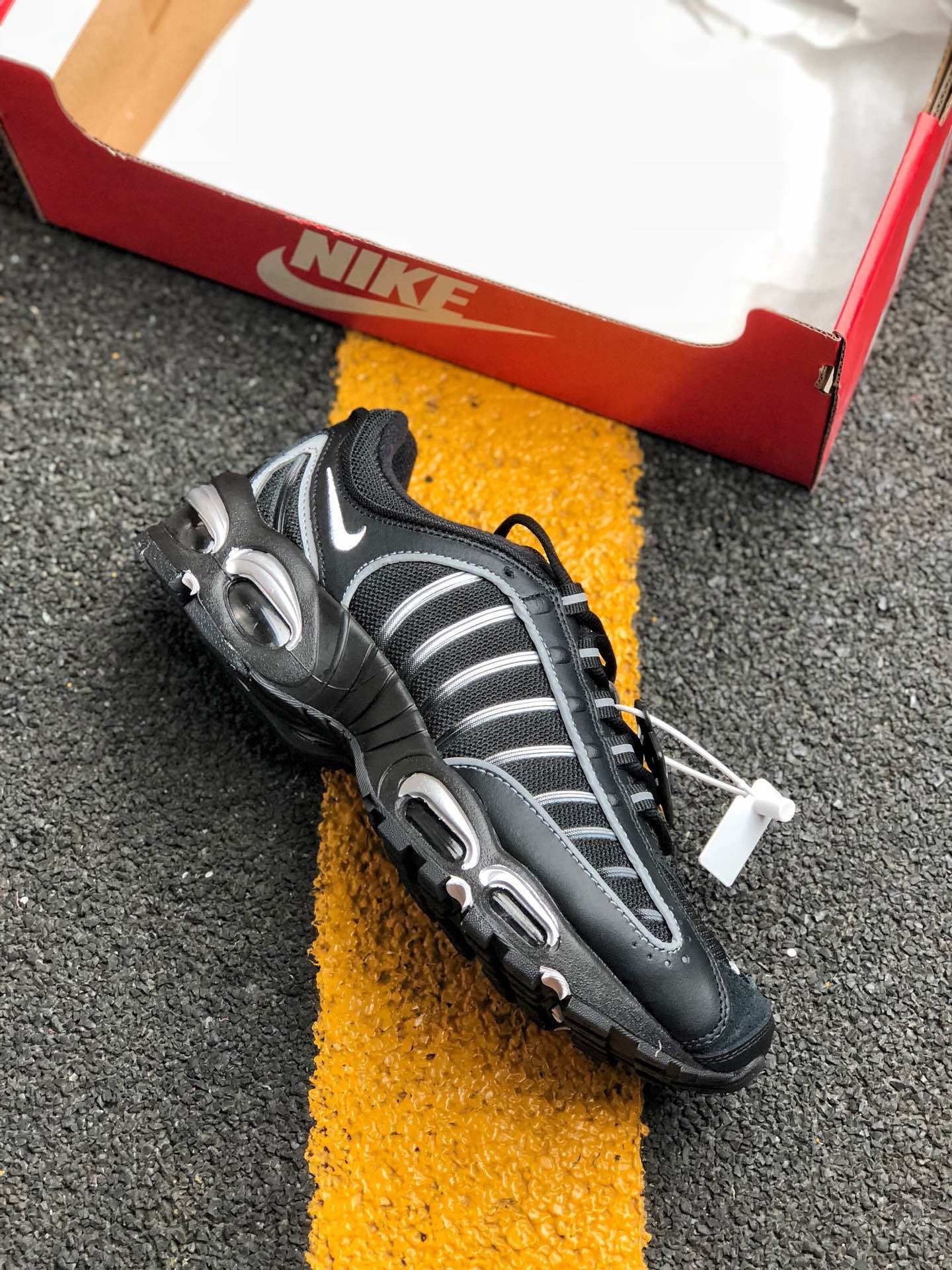 Nike Air Max Tailwind 4 WhiteSilver AQ2567-003 5339520