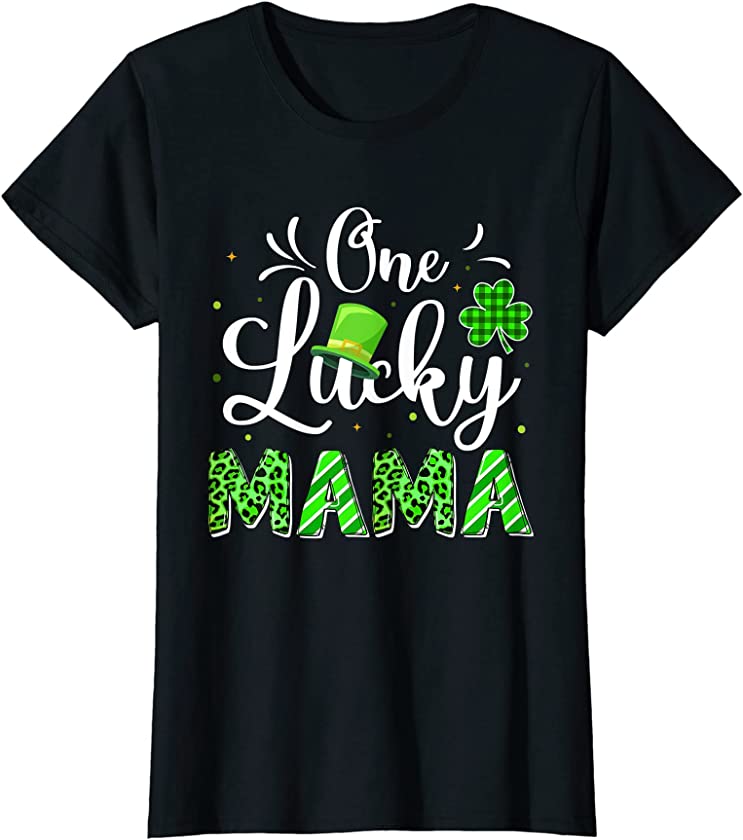 Womens One Lucky Mama Irish Shamrock Leopard St Patrick’s Day Women T-Shirt