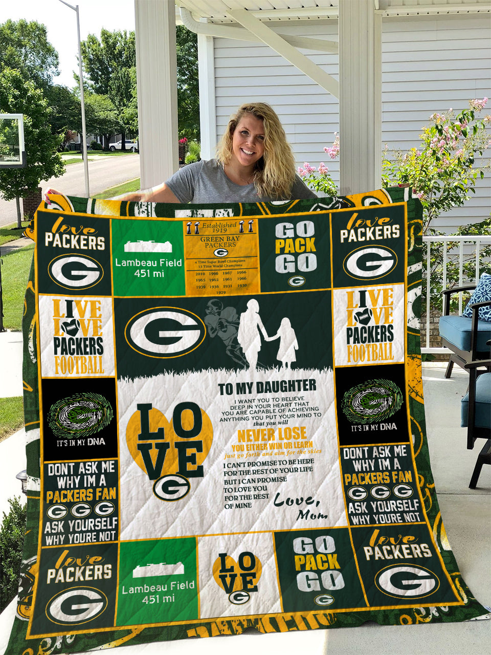 Green Bay Packers – To My Daughter – Love Mom Quilt