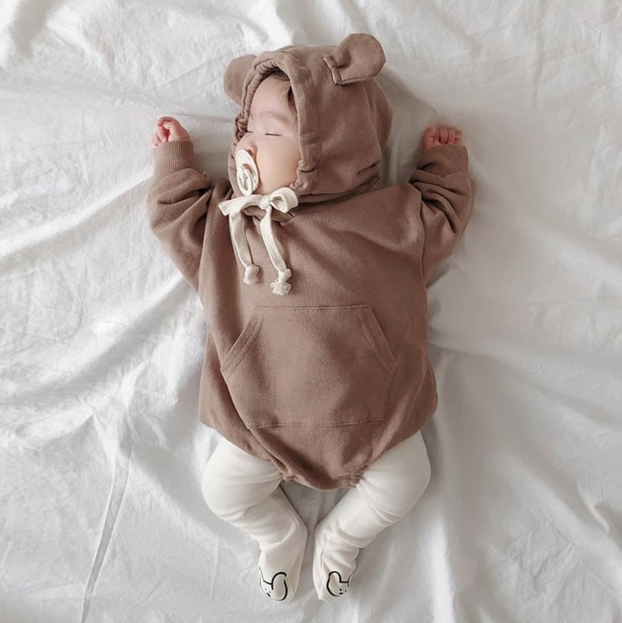 Autumn and winter baby wrap clothes cute bear romper baby hooded sweater jumpsuit triangle romper alx