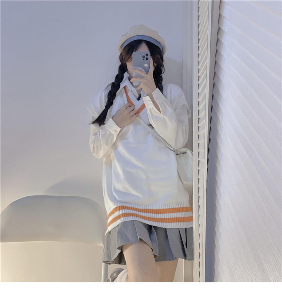 Sweater Vests Women Preppy Fashion Sleeveless Jumpers Girls Sweet Casual V-neck Female College All-match Cozy Ulzzang Popular alx