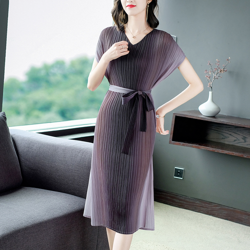 2021 New Women Elegant Miyak Pleated High Waist V-Neck Midi Dress Summer Short Sleeve Gradient Loose Casual Dresses alx