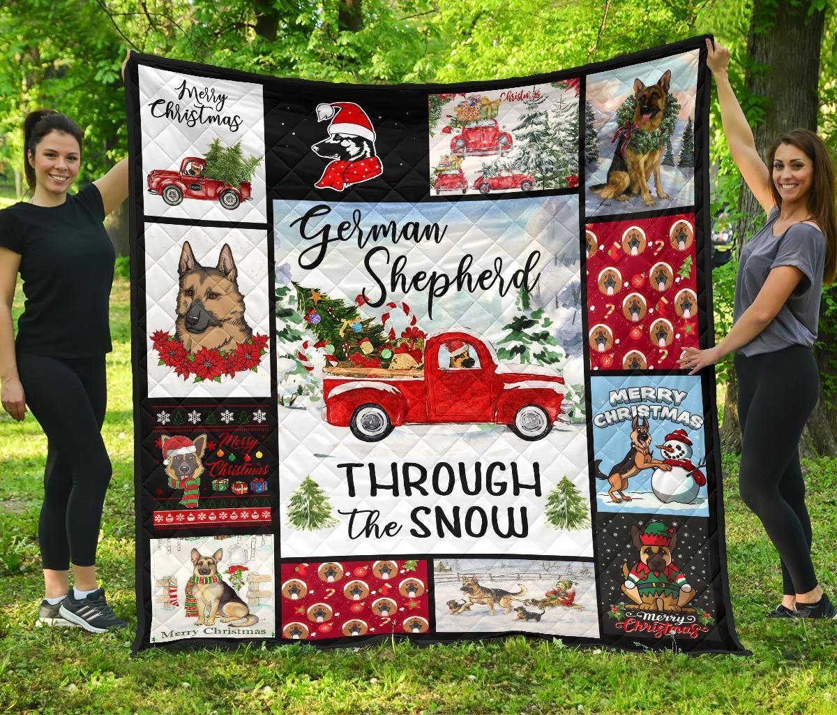 Through The Snow German Shepherd Quilt Blanket Xmas11