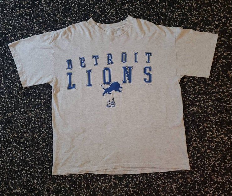 Vintage 1997 Detroit Lions Football Graphic Shirt