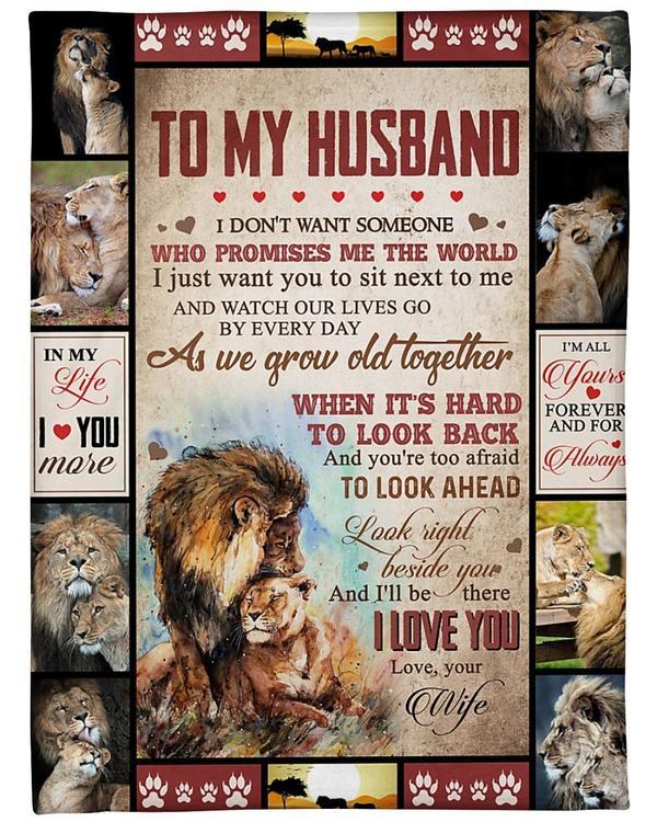 To My Husband Look Right Beside You Fleece Blanket Gift For Family,Birthday,Husband,Wife,Lion Lovers Gift Home Decor Bedding Couch Sofa Soft And Comfy Cozy