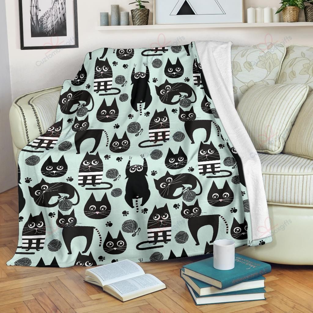 Black Kitten Cat GS-CL-LD2310 Fleece Blanket