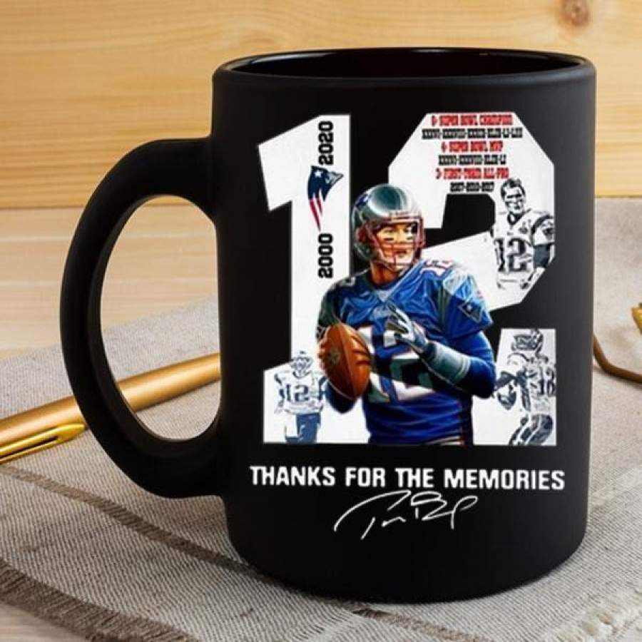 12 Tom Brady New England Patriots 2000 2020 signatures 11 oz Mug