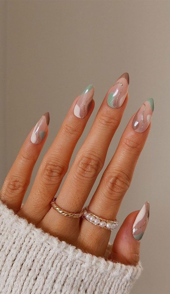 Brown and Green design | Fake Nails | Glue On Nails | Press On Nails | Fall Nails