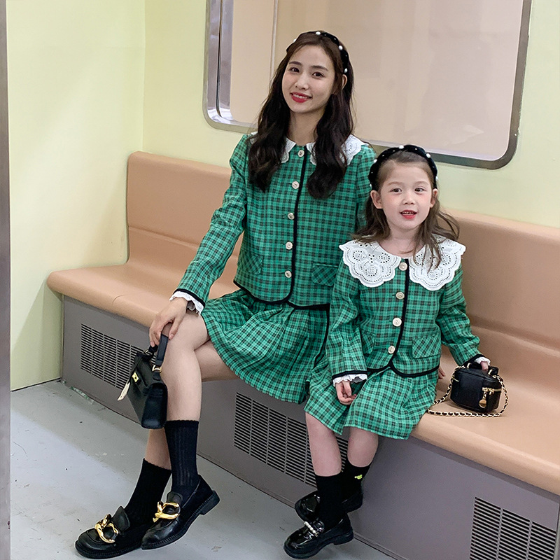 2022 Parent-child Dress Mother and Daughter New Retro Plaid Two-piece Girls Short Coat Top Skirt Family Matching Clothes alx