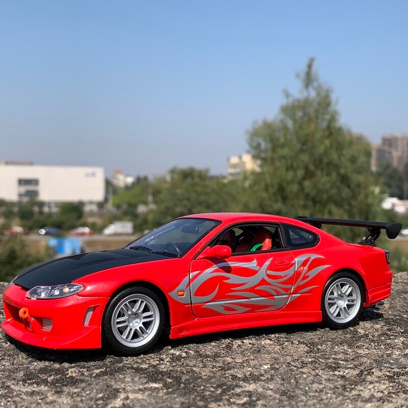 WELLY 1:24 Nissan Silvia S15 Supercar Alloy Car Model Diecasts & Toy Vehicles Collect Car Toy Boy Birthday gifts alx