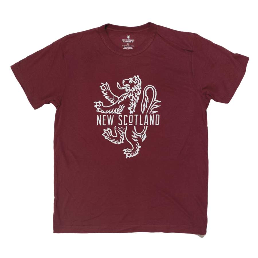 70/30 Bamboo Organic Cotton Traditional Lion T-shirt in Bordeaux