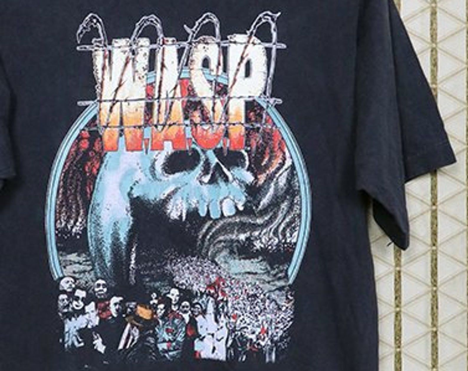 Wasp Wasp T-Shirt Vintage Rare Faded Black T-Shirt Heavy Metal Motley Crue Ratt Quiet Riot Judas Priest Twisted Sister Kiss Dokken