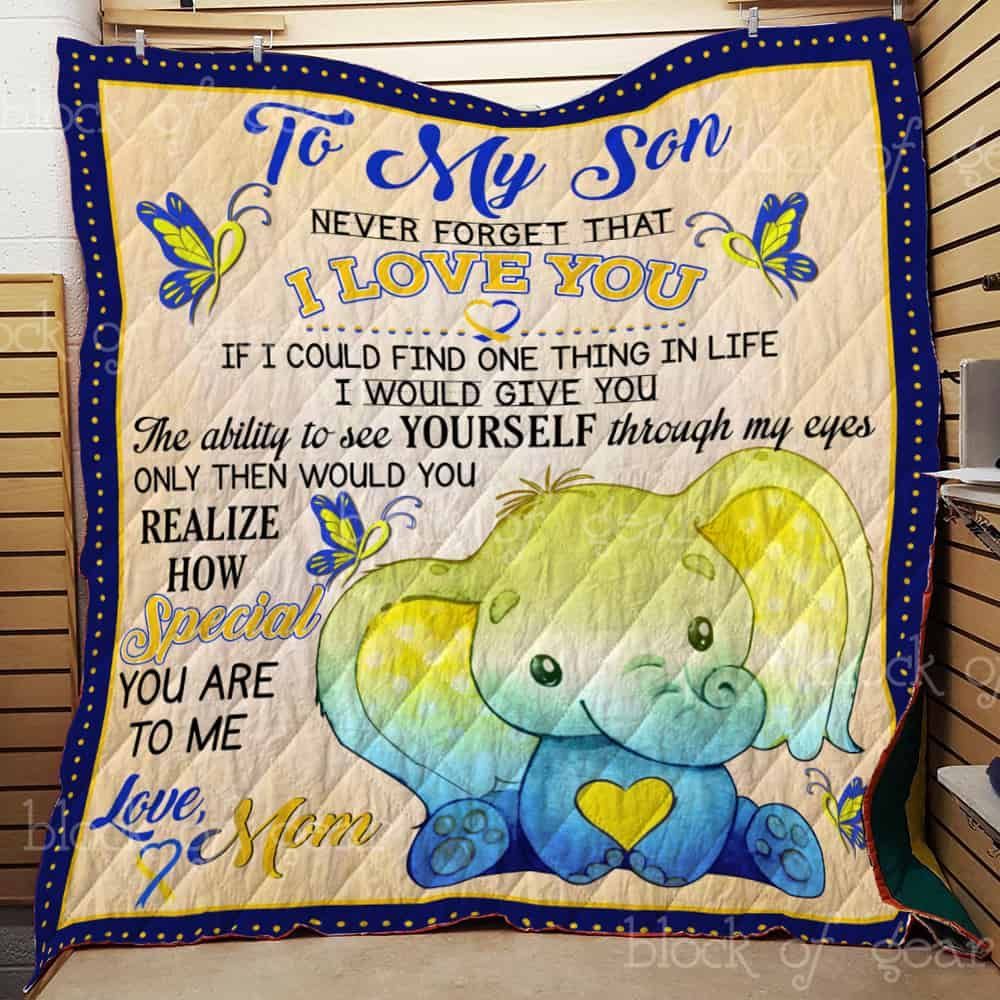 Elephant With Little Heart Quilt Blanket