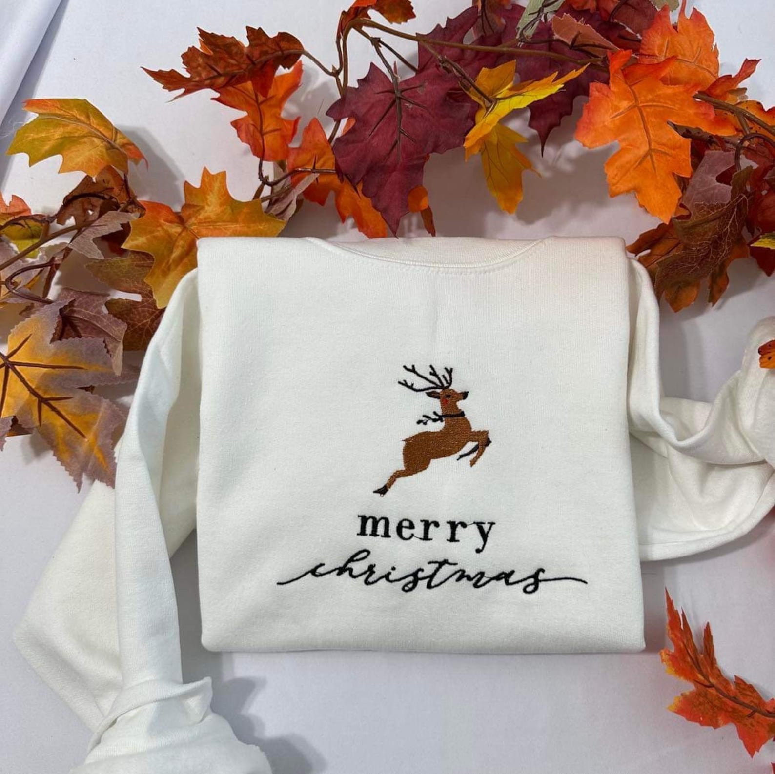 Christmas Reindeer Embroidered Sweatshirt 2D Crewneck Sweatshirt All Over Print Sweatshirt For Women Sweatshirt For Men Sws4816