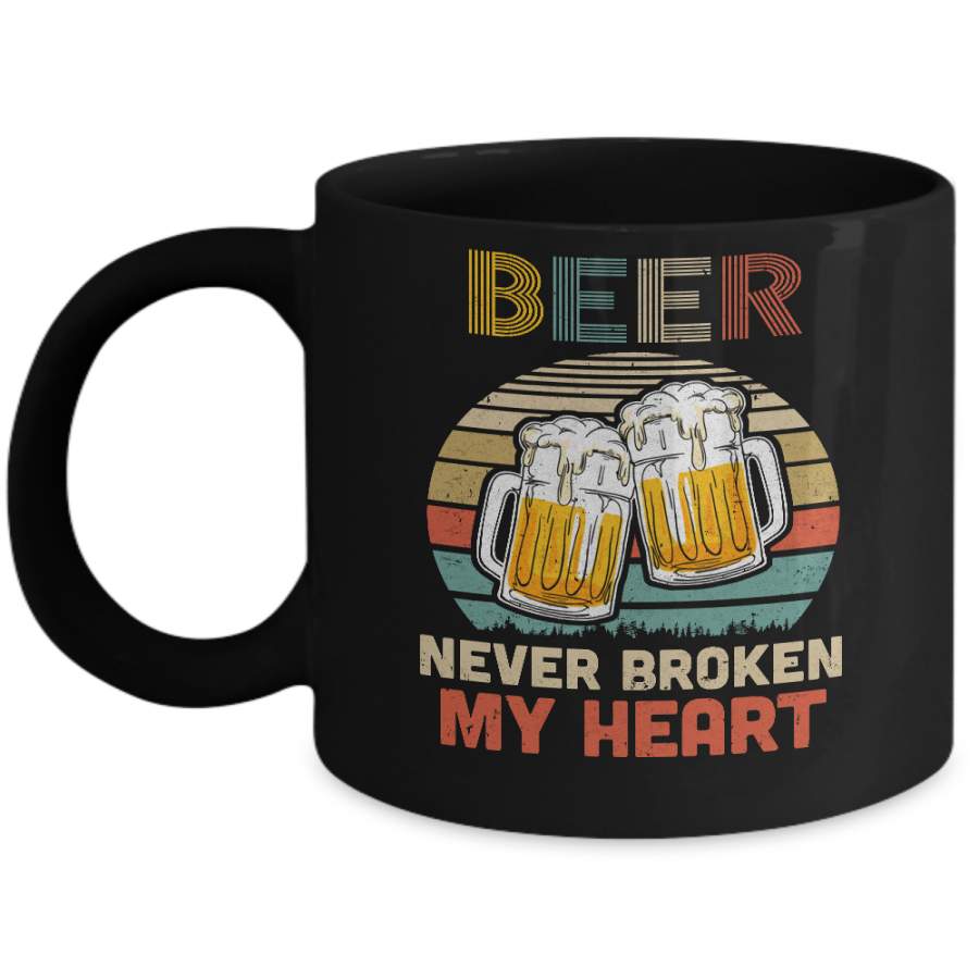 Vintage Beer Never Broke My Heart Funny Drinking Mug