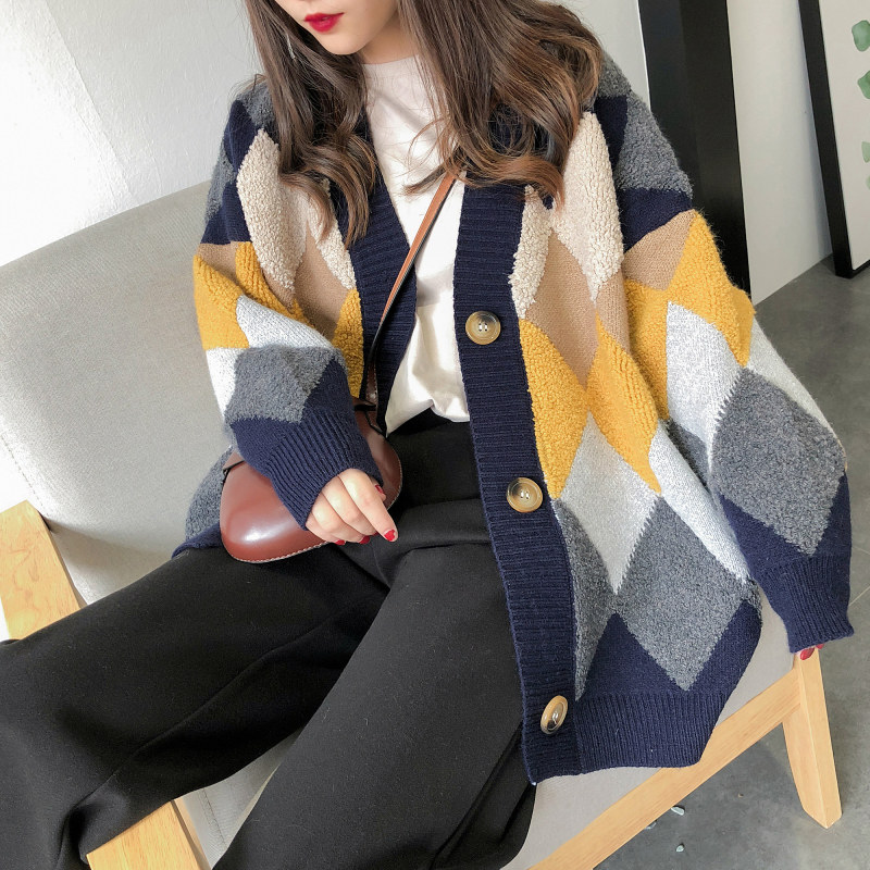 Clothing jacket female early spring and autumn 2019 new loose Korean version of super fire knit cardigan thickening tide alx