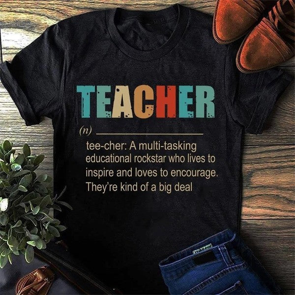 Teacher Definition Vintage Retro Standard/Premium T-Shirt