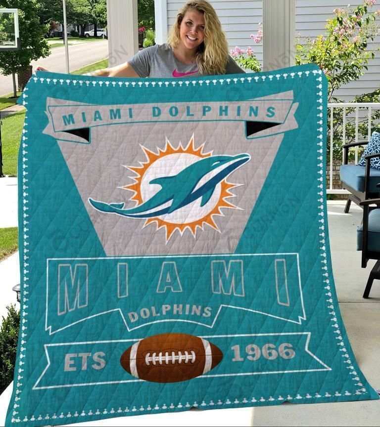 Miami Dolphins Logo Premium Quilt