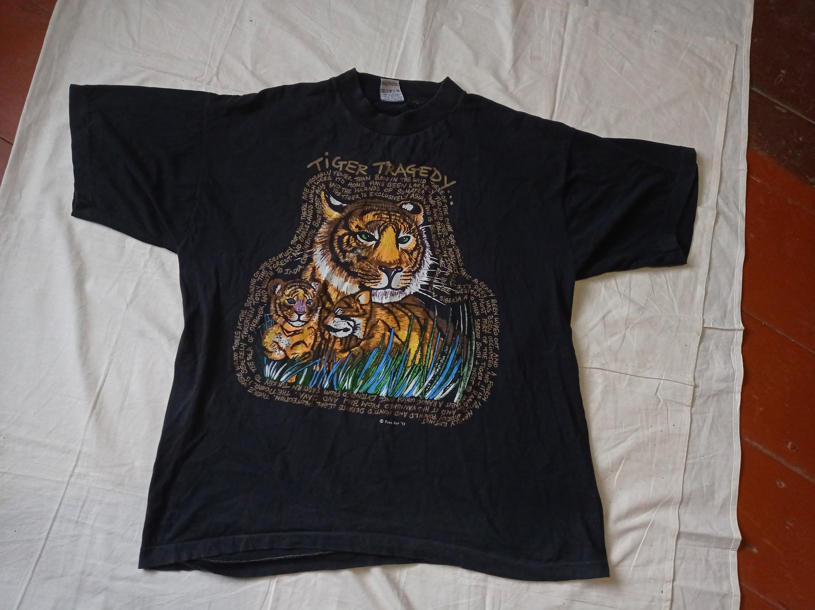 Vtg T Shirt 1993 Tiger Tragedy