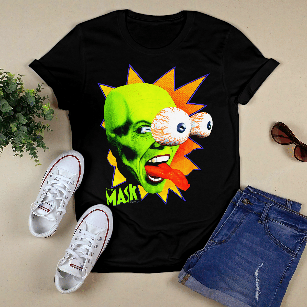 1994 The MASK Vintage Stanley Ipkiss vs Apartment Manager Bug Eyes Scene Classic 90s Pop Culture Jim Carrey Dark Comedy Movie Promo T-Shirt