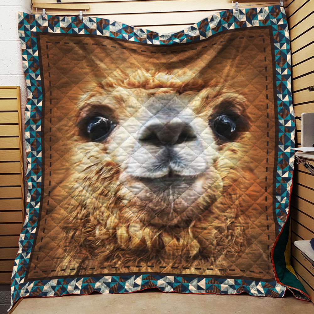 Funny Alpaca Face Quilt Blanket