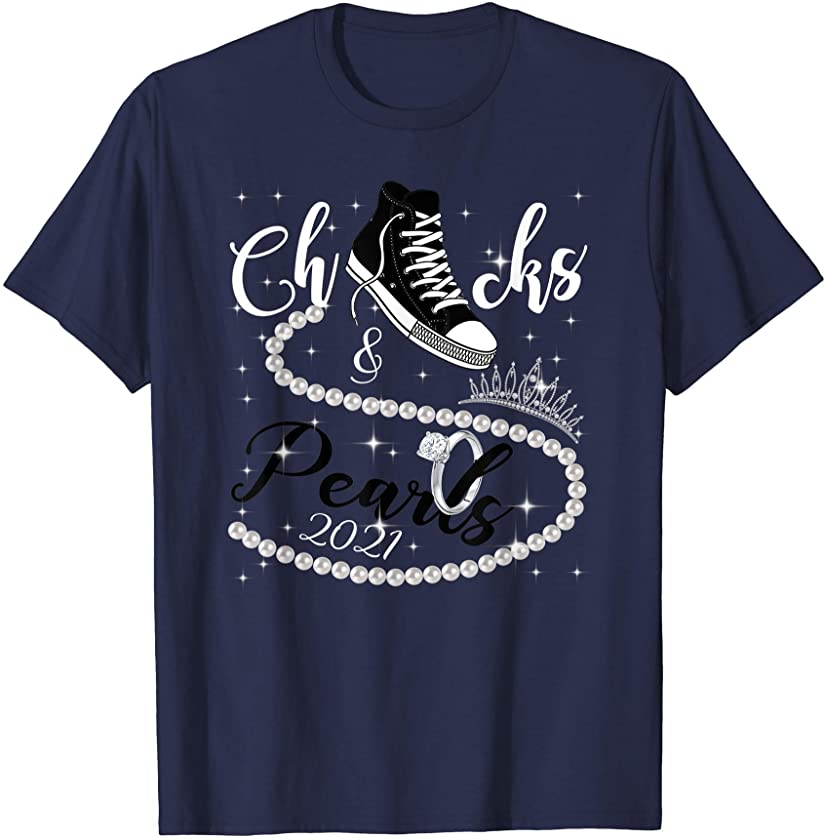 Chucks and Pearls 2021 HBCU Black Girl Magic Black Gift T-Shirt