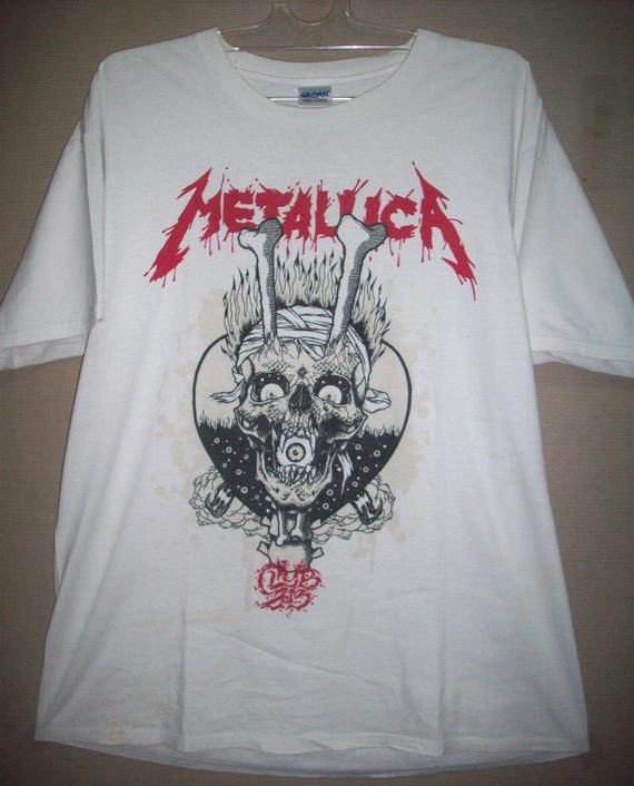 Metallica Club 2013 White Shirt Pre Owned Rare Hard To Find Shirt