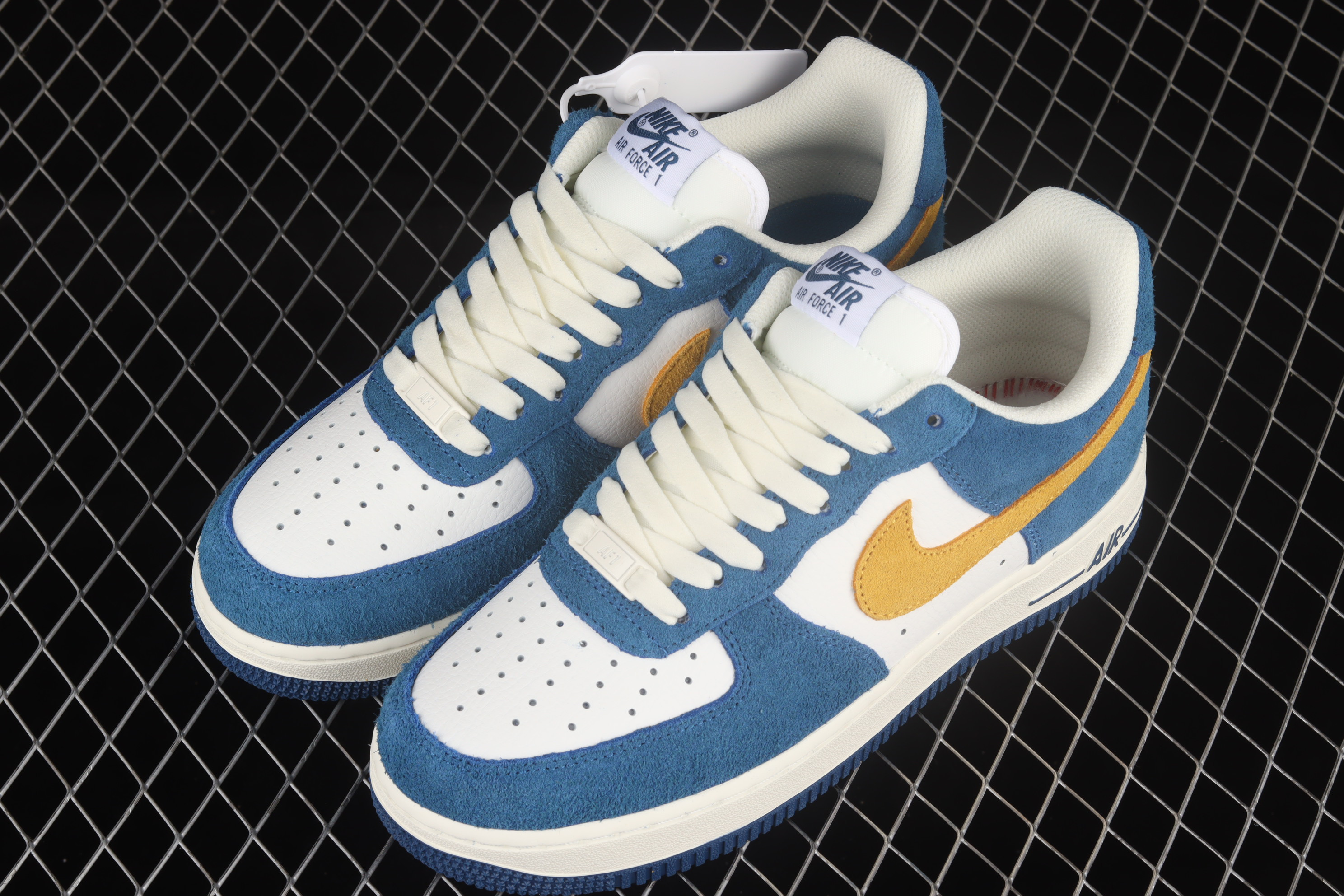 Nike Air Force 1 07 Low Navy Blue White Yellow Sneakers, Men SNK163731182