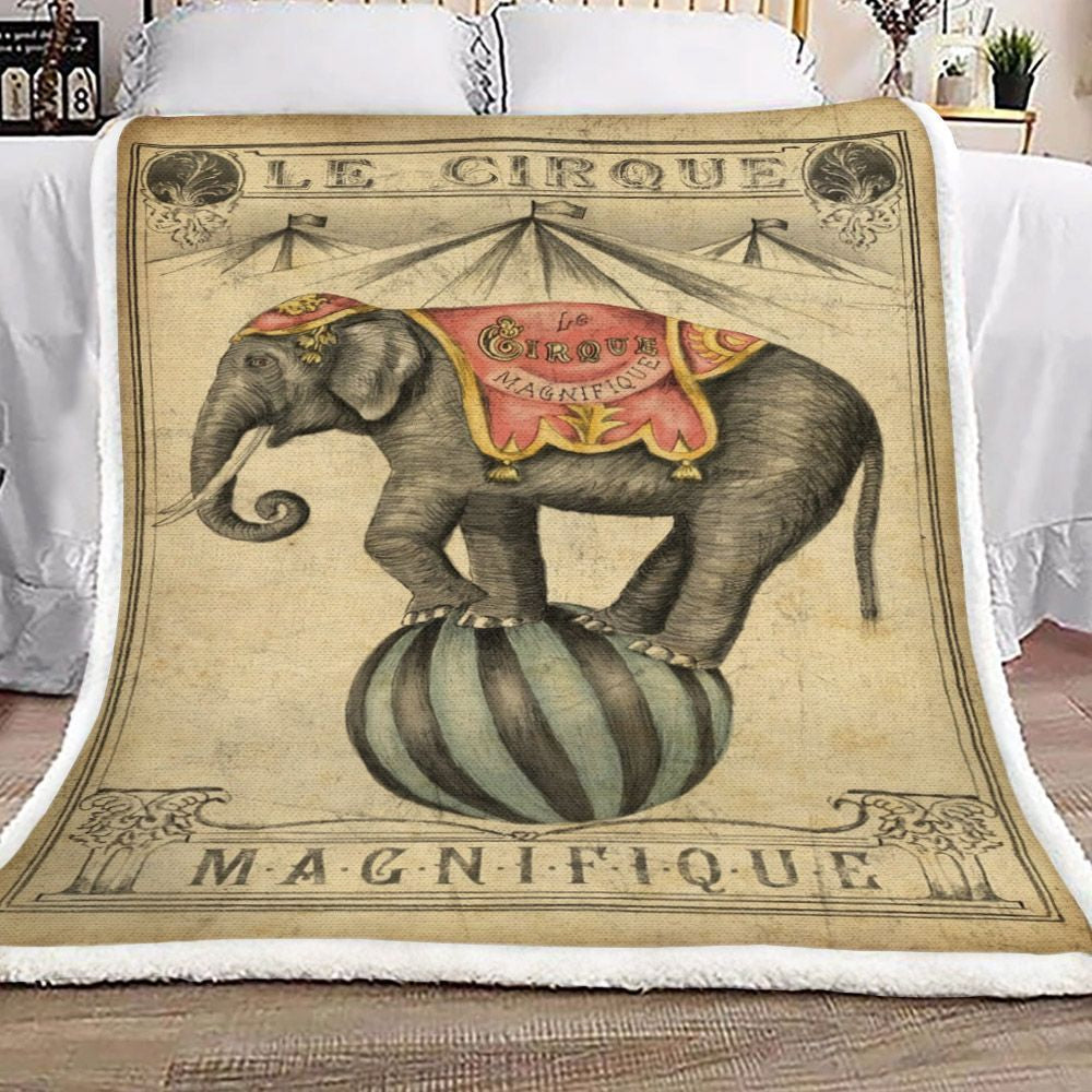 Elephants Sherpa Fleece Blanket Koao