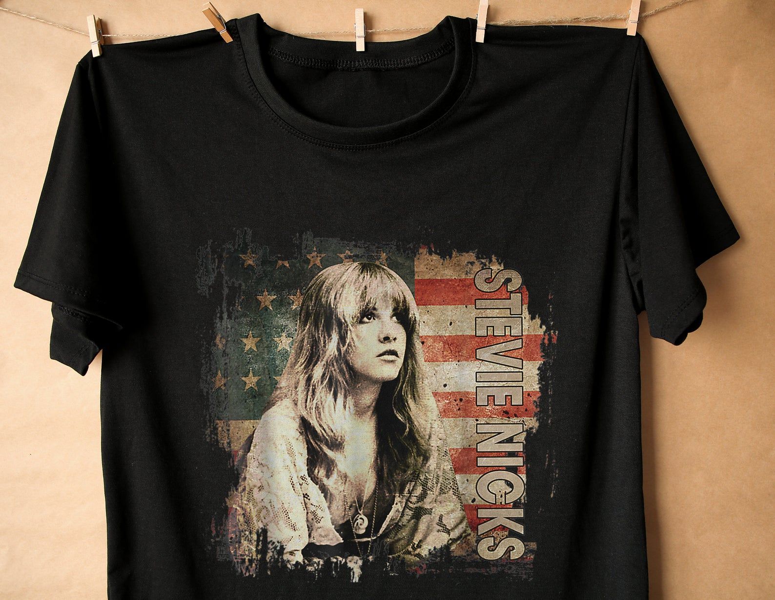 Vintage Stevie Tees Nicks Gift Christmas Rock On 70S Fan T-Shirt/Stevie Nicks T-Shirt/Fleetwood Mac Shirt