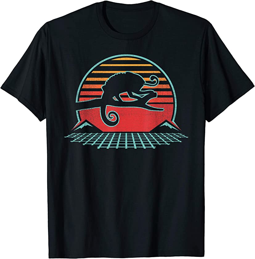 Chameleon Retro Vintage 80s Style Reptile Lover Gift T-Shirt