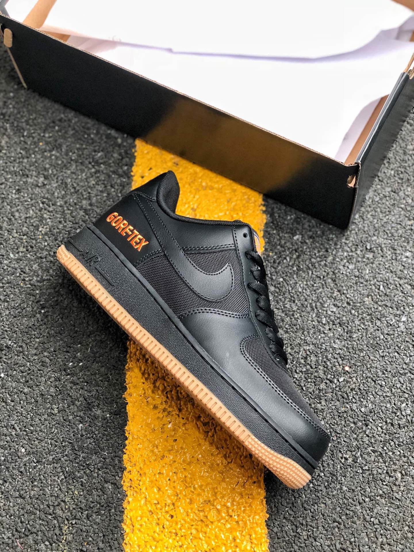 Nike Air Force 1 GORE-TEX Black Gum 5340599