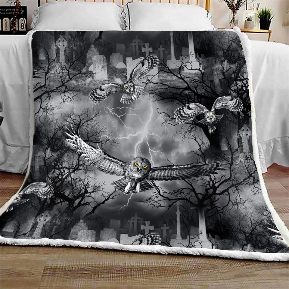 Wicked Halloween Owls Halloween Sofa Fleece Throw Blanket | Halloween Gifts