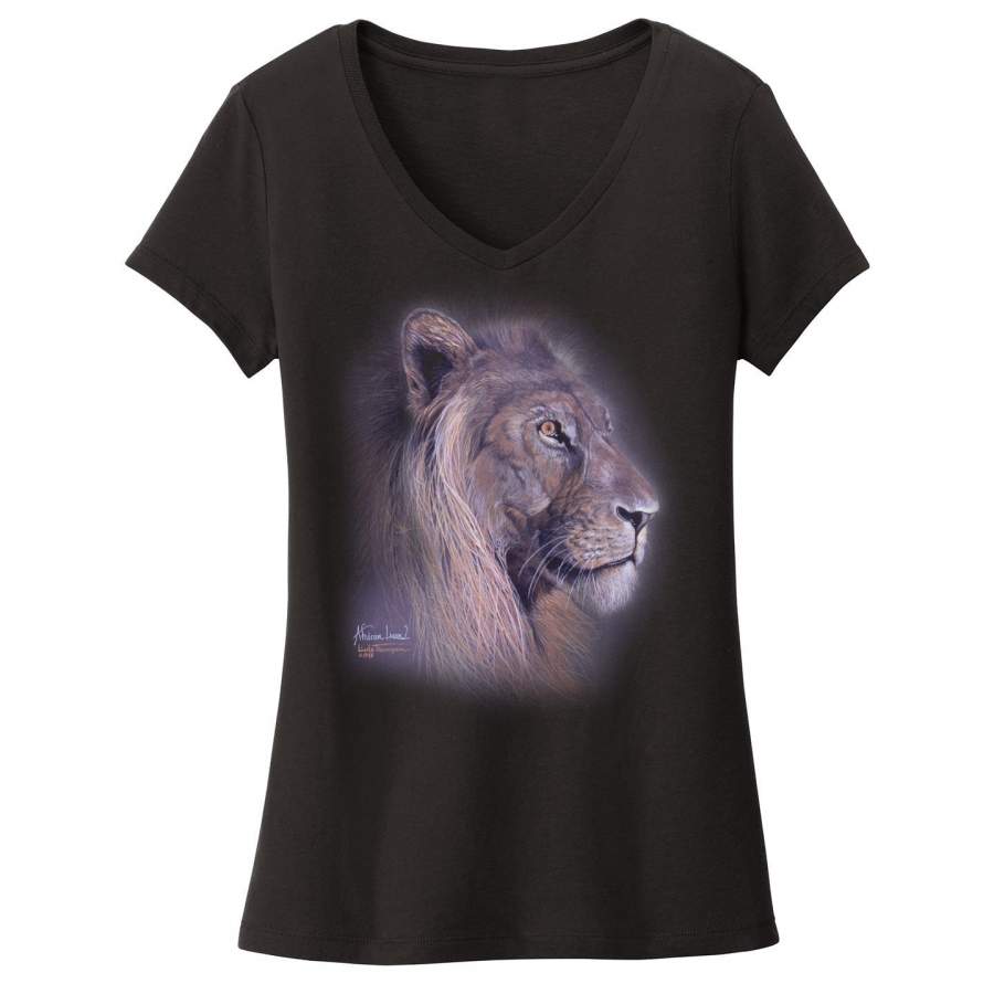 African Lion – Women’s V-Neck T-Shirt