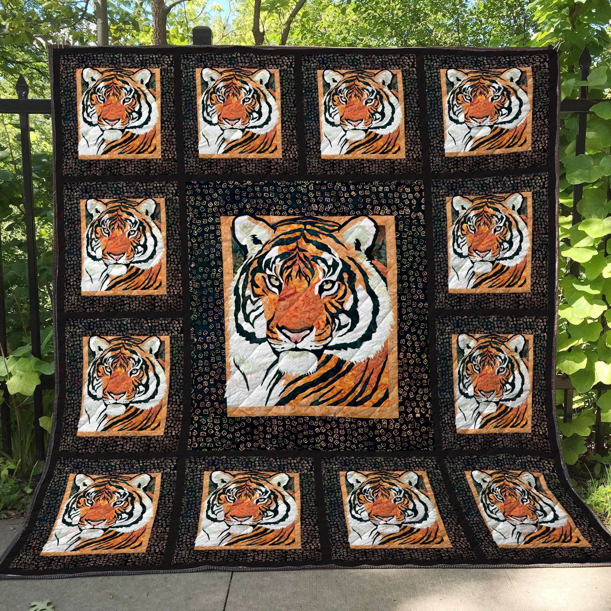 Tiger Yw2806365Cl Quilt Blanket