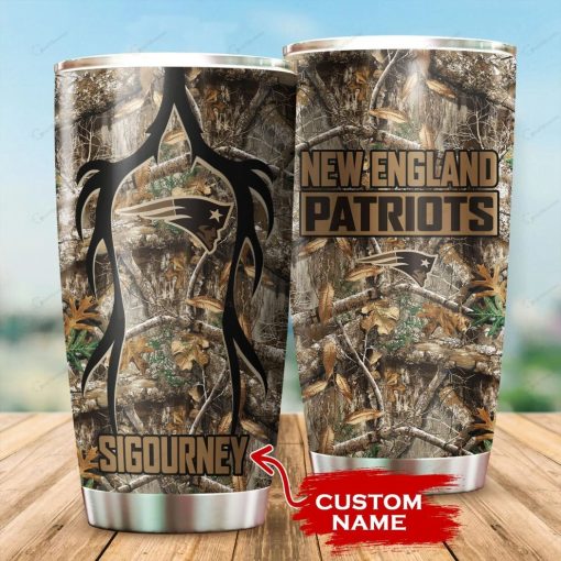 Holatshirt Hunting New England Patriots Tumbler Mug