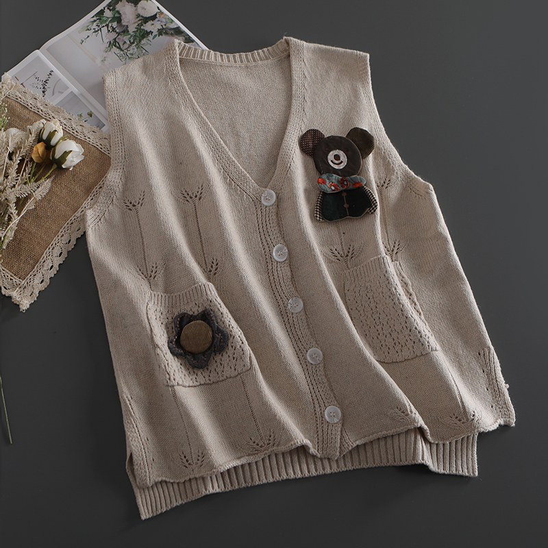 2021 Mori Girl Sweet Cute Cartoon Bear Cardigan Spring Autumn V-Neck Single-breasted Women Sleeveless Sweater Vest alx