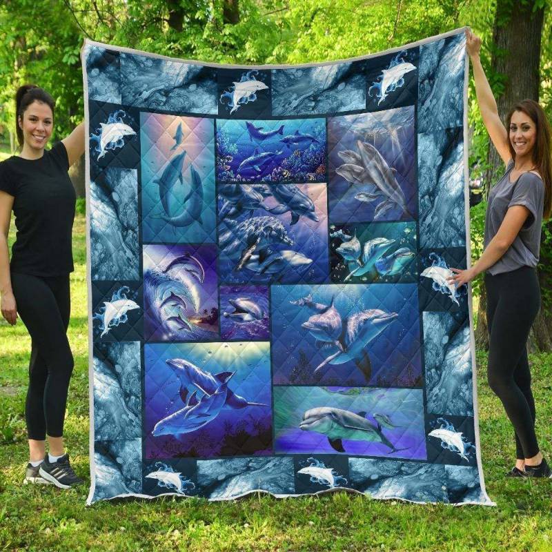 Dolphin In Heart ZS Quilt