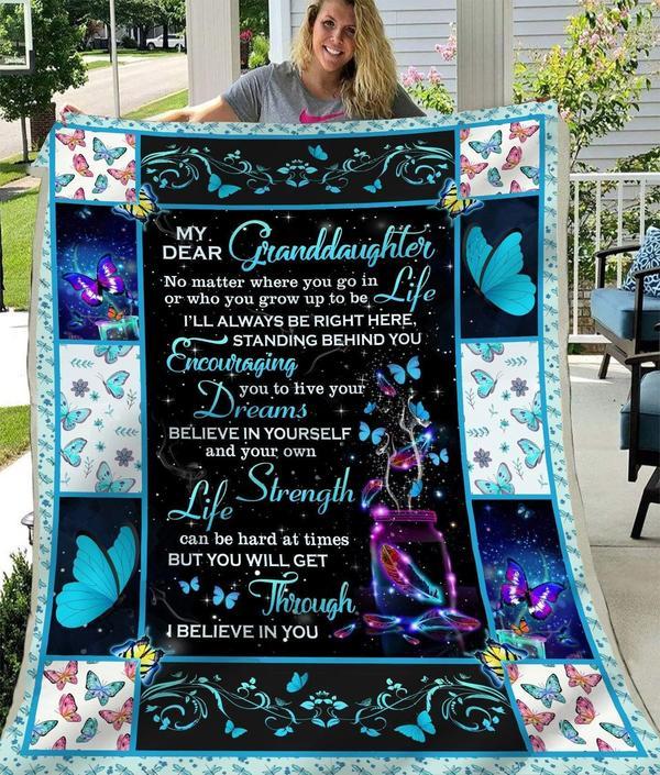 To My Granddaughter I Am Standing Behind You Fleece Blanket Animals Gift For Family,Birthday,Granddaughter,Butterflies Lover Gift Home Decor Bedding Couch Sofa Soft And Comfy Cozy