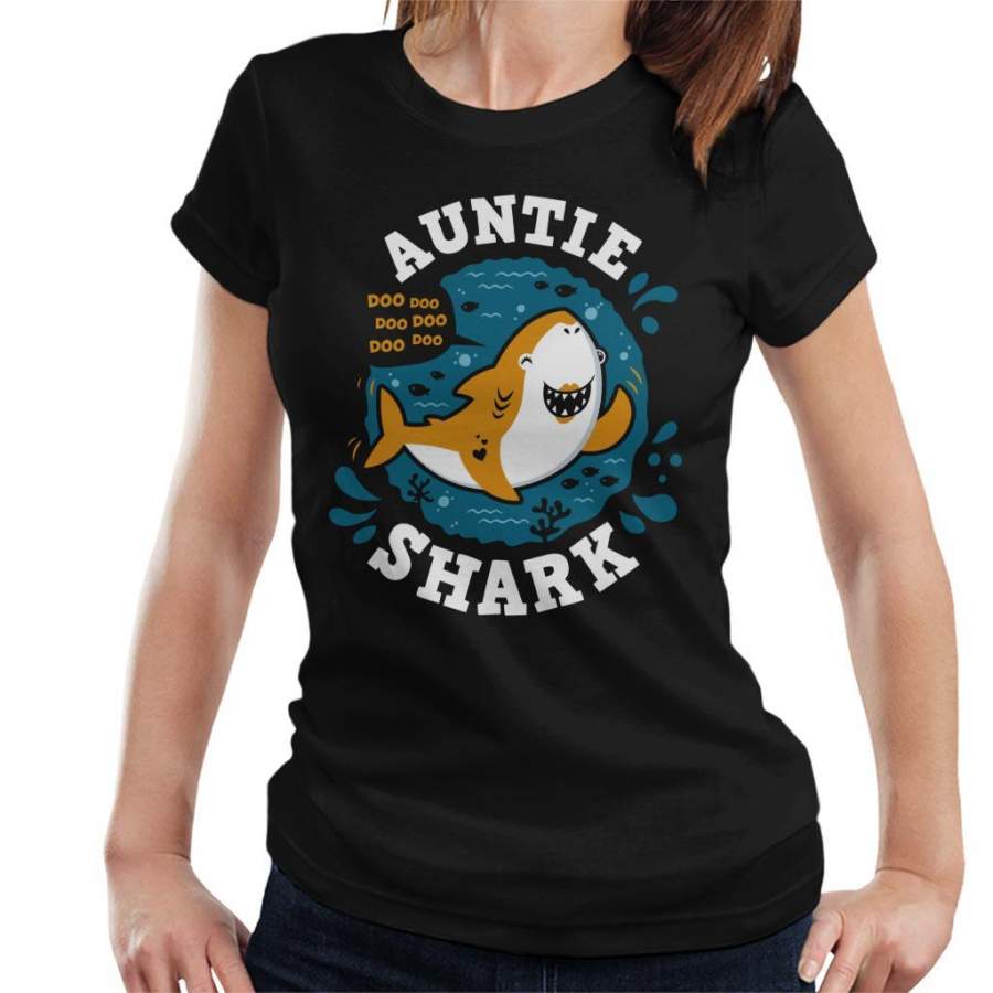 Baby Shark Family Auntie Women’s T-Shirt