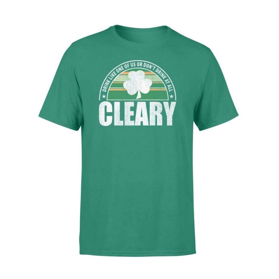 Distressed Vintage Cleary Irish Name Funny Drinking – Standard T-shirt