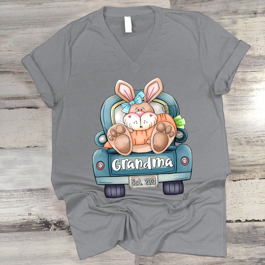 Grandma Est Bunny Cute Easter V-Neck